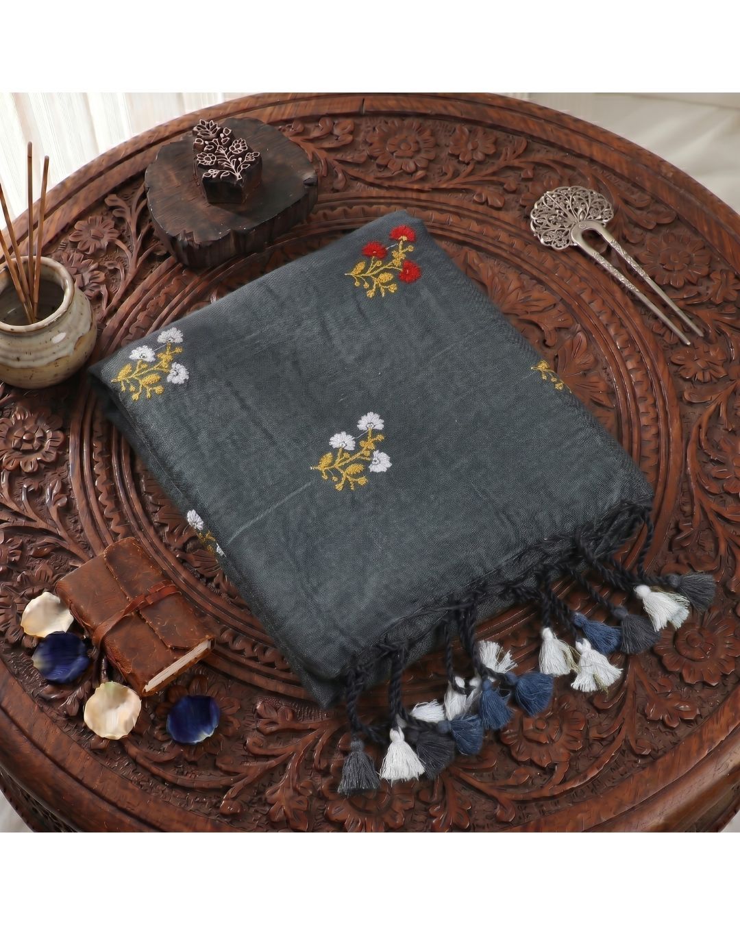 Khadi Boquete Embroidery - Black