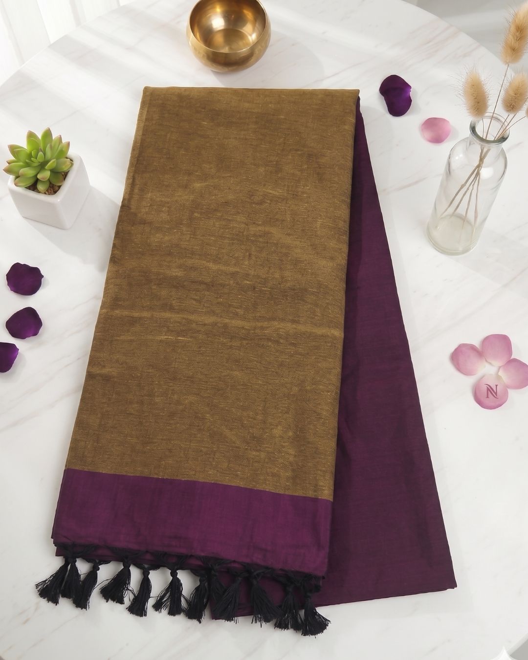 Khadi Contrast Saree - Dark Maroon (w) Gold
