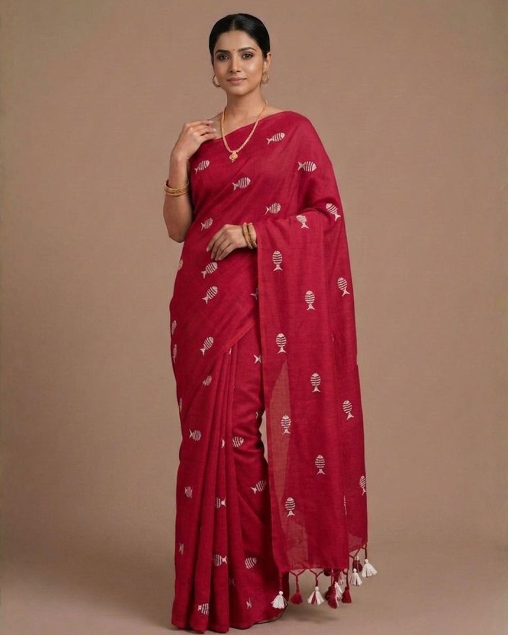 Khadi fish embroidery - Red (w) white