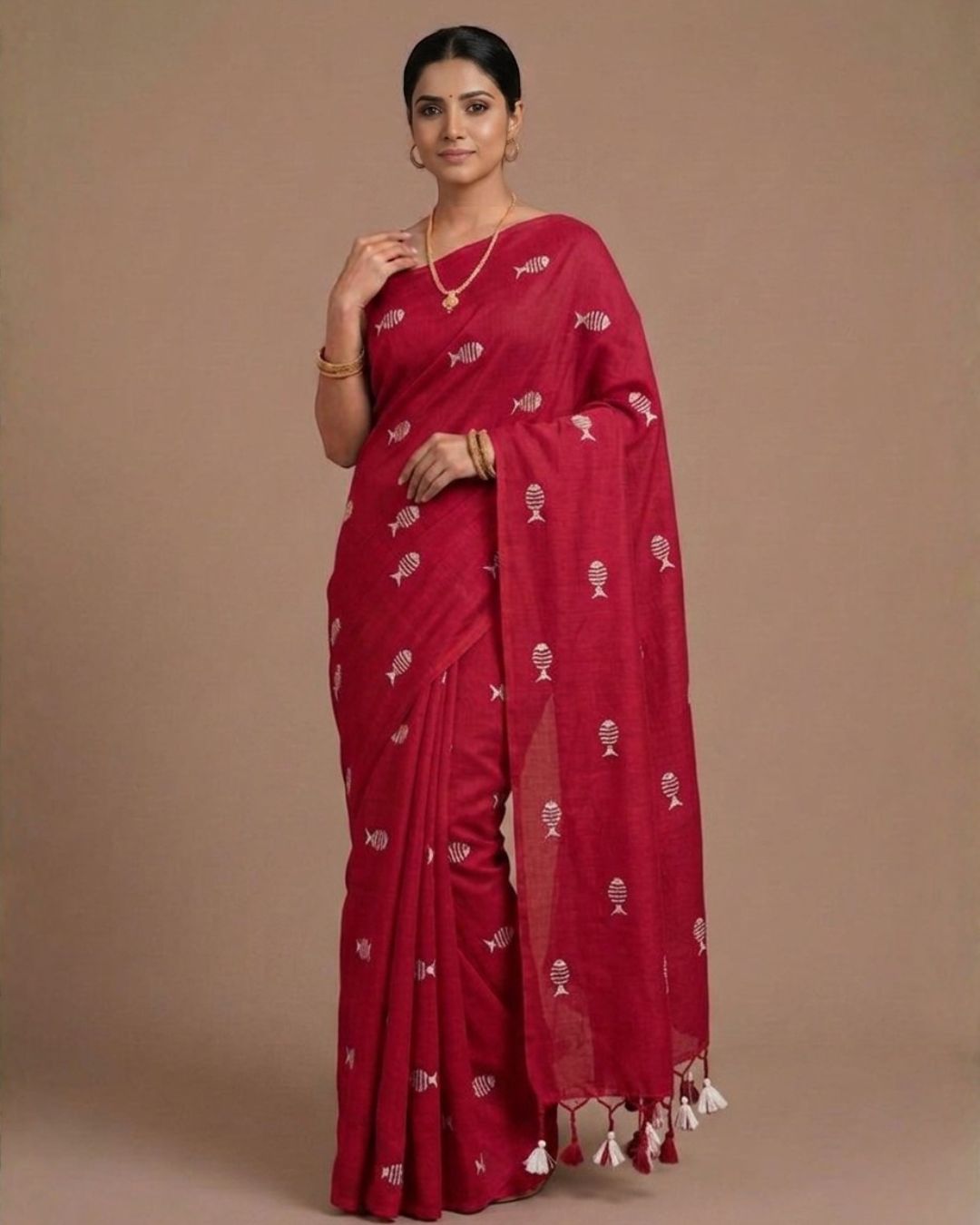 Khadi fish embroidery - Red (w) white