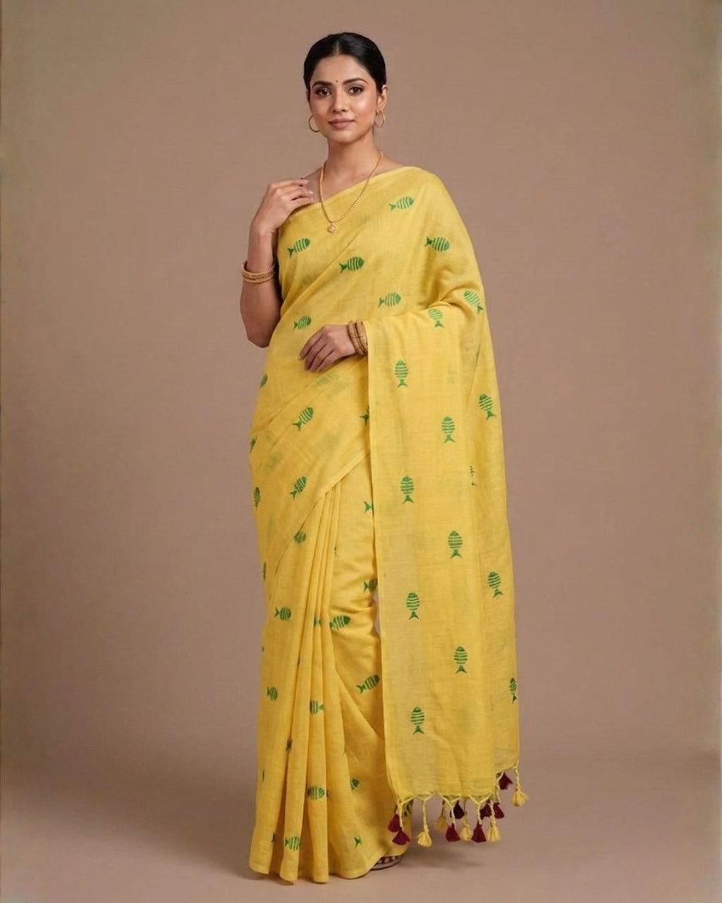 Khadi fish embroidery - Yellow (w) green