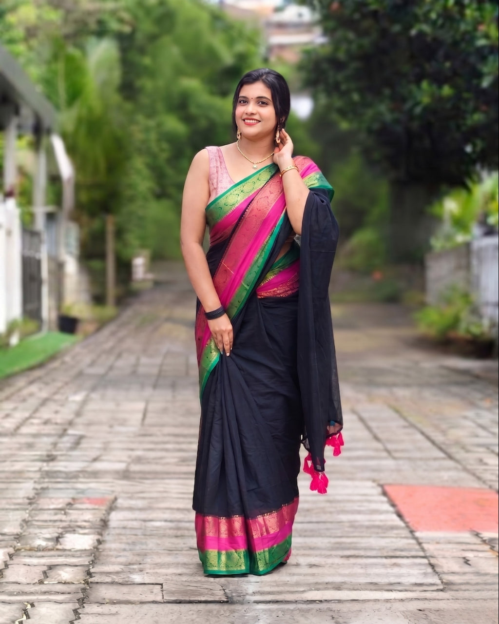 Mul Mul Kanji Big Border - Black (w) Pink