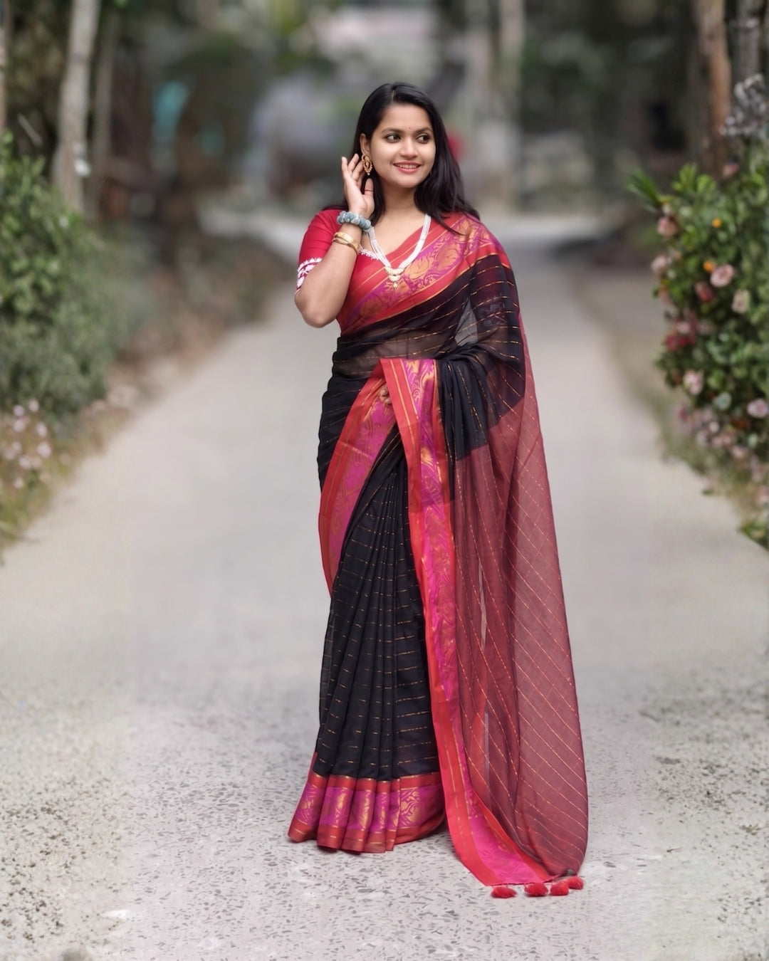 Mul Mul Kanji Border - Black (w) Maroon